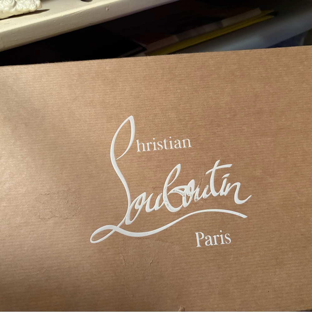 Louboutin Kate Slingback Pump - Picture 6 of 13
